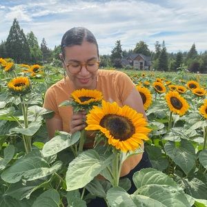 Meet your Posher, Maria